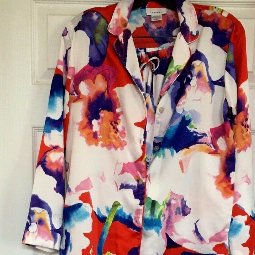 NEW! EXQUISITE SILKY RED WATERCOLOR TAHITI PAJAMAS